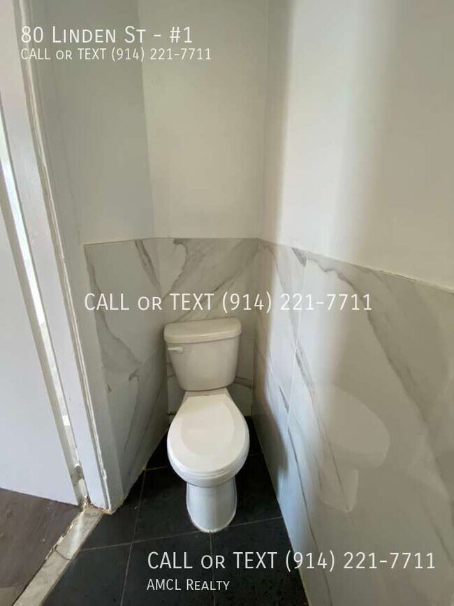 Building Photo - 80 Linden St