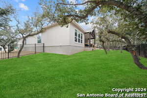 Building Photo - 136 Wildrose Hill Dr
