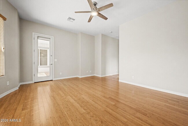 Building Photo - 2023 W Chimney Rock Rd