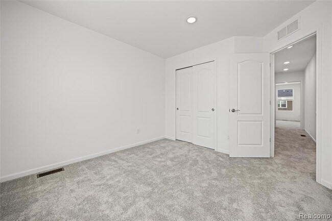 Building Photo - 43071 Atwood Ave