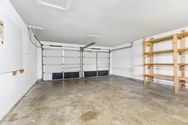 Building Photo - 8810 Garden Quarter St
