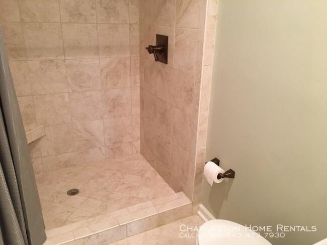 Building Photo - 3 bedroom in Charleston SC 29412
