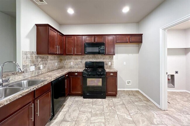 Building Photo - 2901 Cider Mill Ln