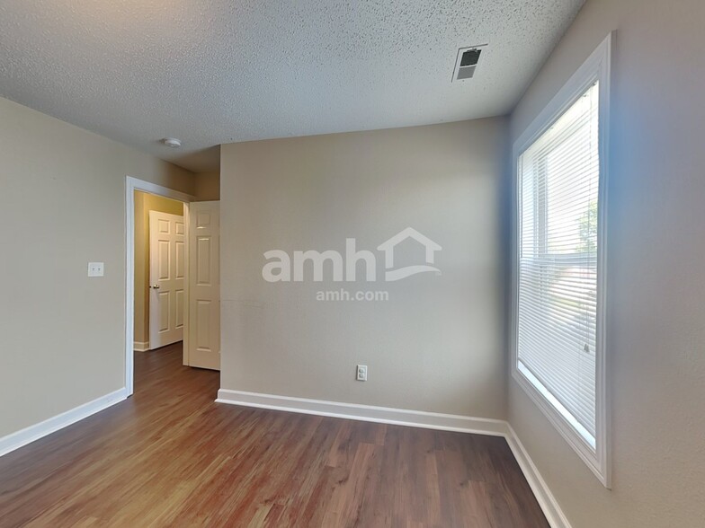 Building Photo - 11065 Cool Winds Way