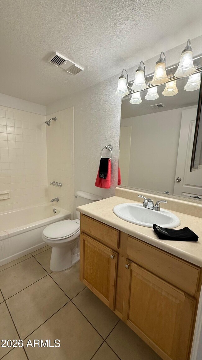 Building Photo - 3434 W Danbury Dr