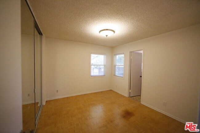 Building Photo - 7309 Asman Ave