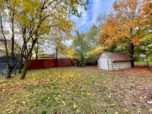 Building Photo - Two Bedroom Home in Muskegon