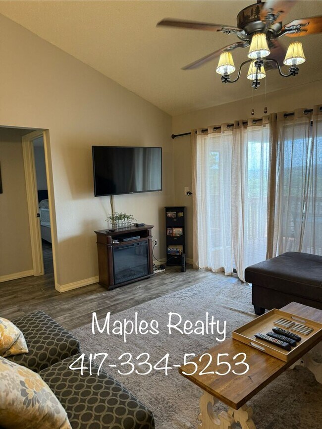 Building Photo - STUNNING 2 bedroom, 2 bathroom condo at Po...