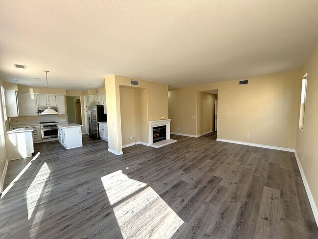 Building Photo - TORREY PINES DR CHINO HILLS 91709 (4 BED/ 2 BATH)
