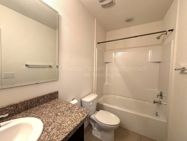 Building Photo - 3617 Seneca Club Loop