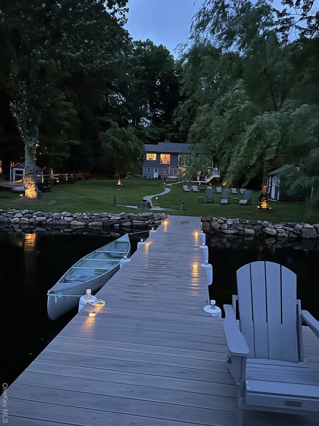 Building Photo - 34 Twin Lakes Rd