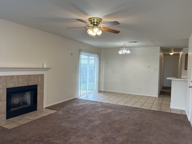 Building Photo - 2318 Wildewood Dr