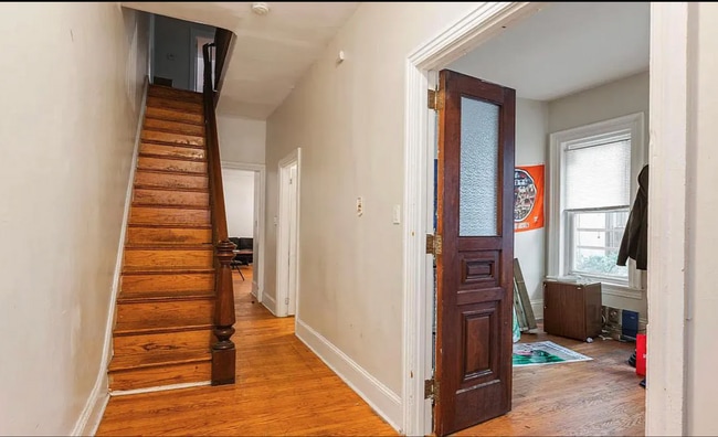 Building Photo - 413 N 33rd St