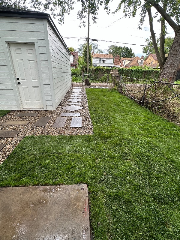 Building Photo - 14552 Southfield Fwy