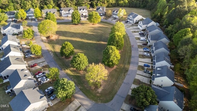 Building Photo - 225 Woodson Dr