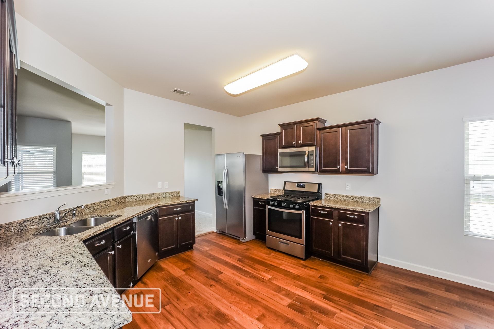 Building Photo - 4080 Clay Ct SE