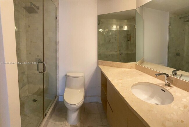 Building Photo - 701 Brickell Key Blvd