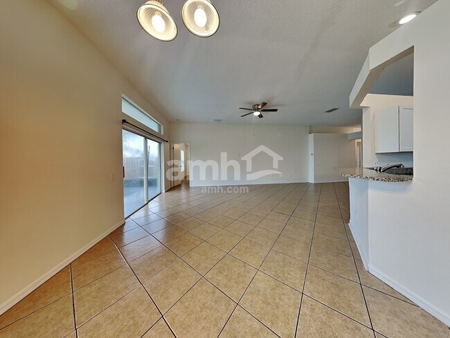 Building Photo - 10603 Cami Ct