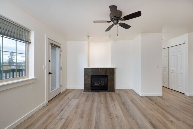 Building Photo - 4673 Bembrick St