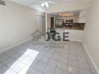 Building Photo - 10641 SW 113th Pl