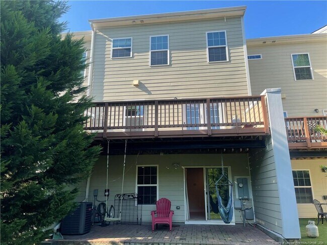 Building Photo - 1112 Boxcar Way