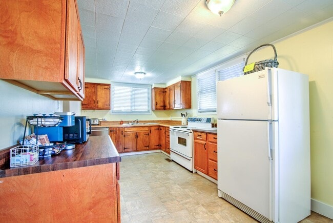 Building Photo - 1624 Edgemont Ave