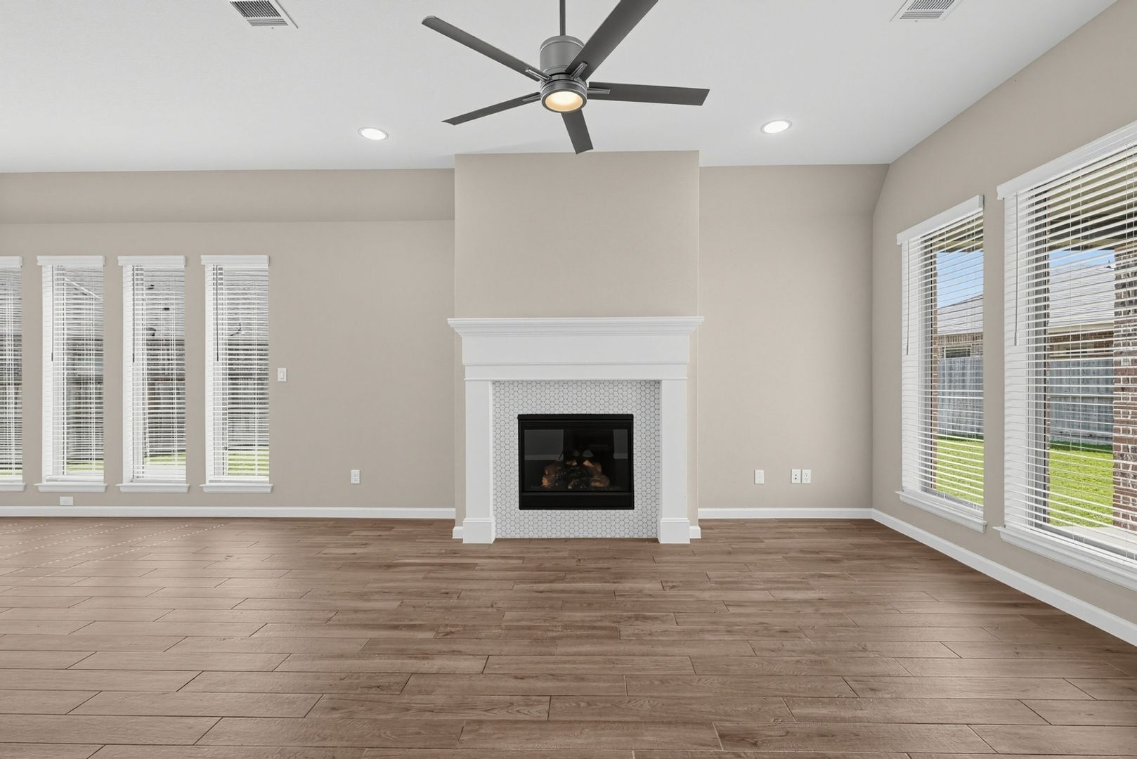 Building Photo - 5123 Morrison Dr