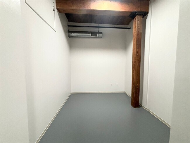 Building Photo - 88 Gerrish Ave