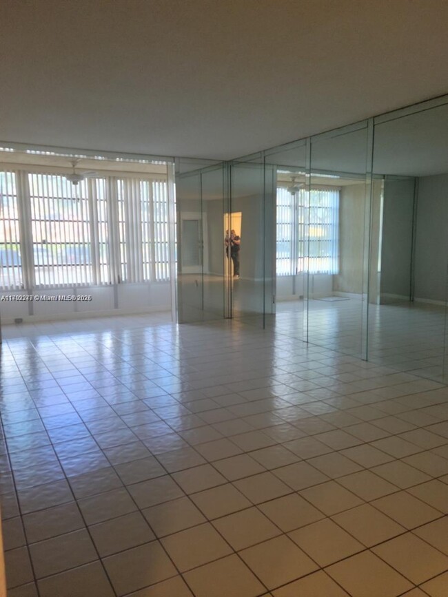 Building Photo - 1800 SW 81st Ave