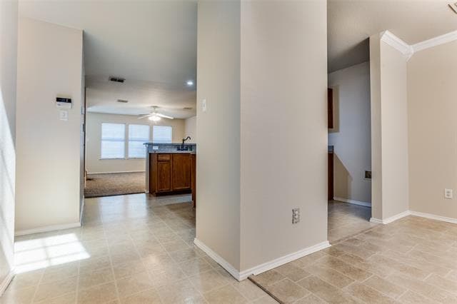 Building Photo - 404 Oxford Dr