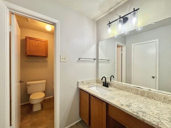 Building Photo - 400 W South Town Dr