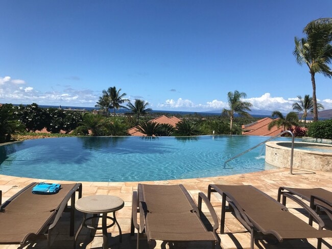 Building Photo - Gorgeous free standing luxury Hokulani Golf Villa fully furnished 3/2.5 for rent