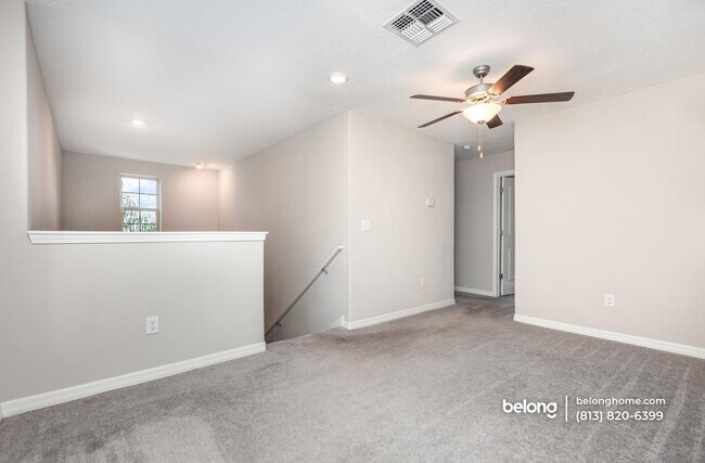 Building Photo - 6986 King Crk Dr