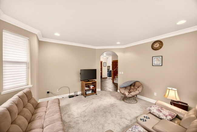 Building Photo - 1719 Lithia Way