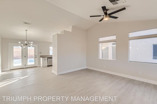 Building Photo - 4 br, 2.5 bath House - 4622 Califa Drive