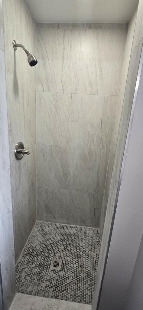 Building Photo - 1051 Briarwood Rd