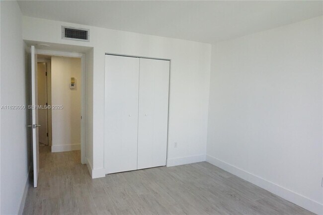 Building Photo - 2851 NE 183rd St