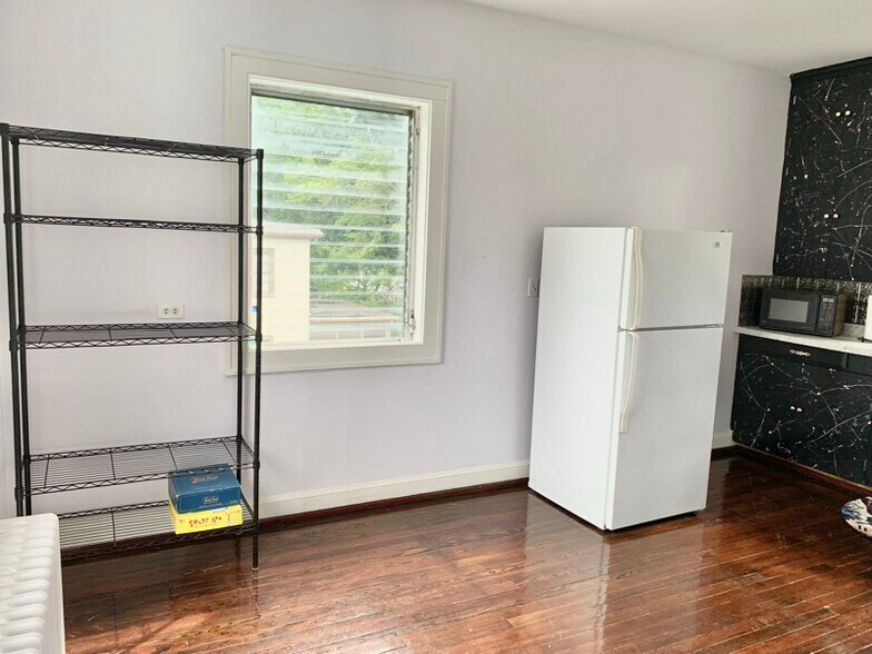 Building Photo - 211 S Princeton Cir