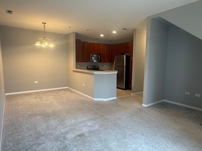 Building Photo - 2250 Aurora Dr