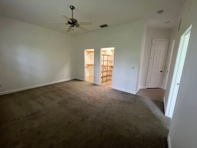Building Photo - 14021 Bently Cir