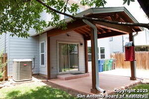 Building Photo - 46 Viking Oak