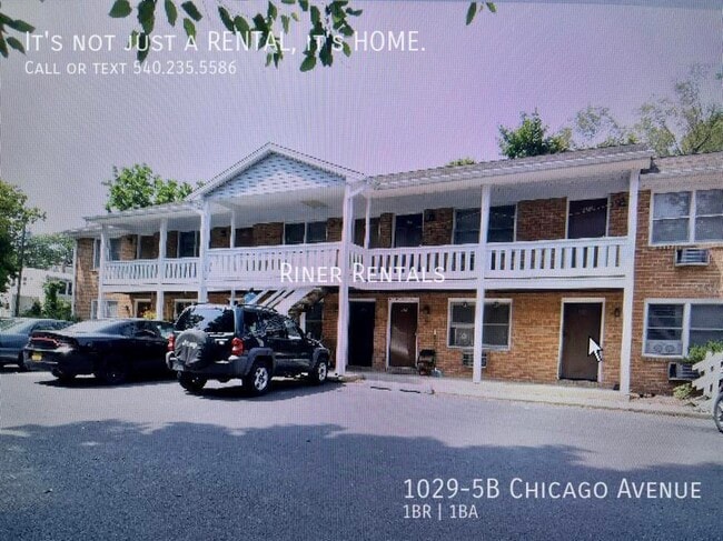 Building Photo - 1029-5B Chicago Ave