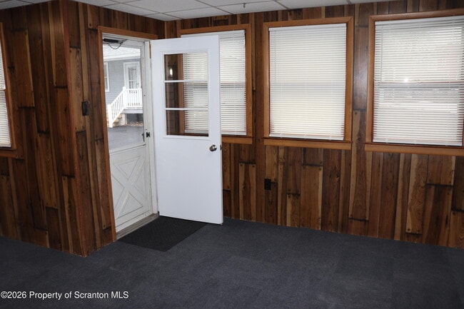 Building Photo - 710 W Lackawanna Ave