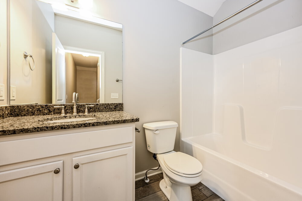 Building Photo - 513 Sarver Ave