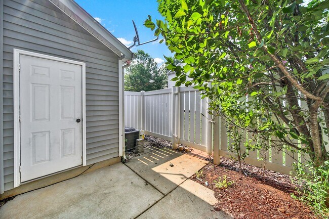 Building Photo - Two-story Condominium with Easy Highway Ac...
