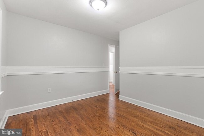 Building Photo - 509 W Cork St