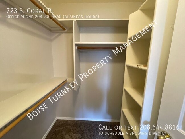 Building Photo - 723 S Coral Pl