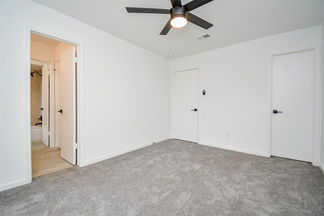 Building Photo - 1510 Plumwood Dr