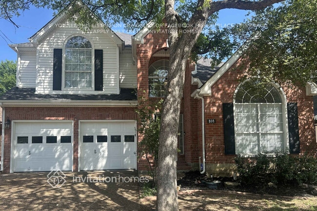 Building Photo - 808 Olde Towne Dr