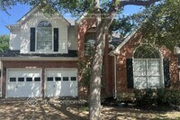 Building Photo - 808 Olde Towne Dr